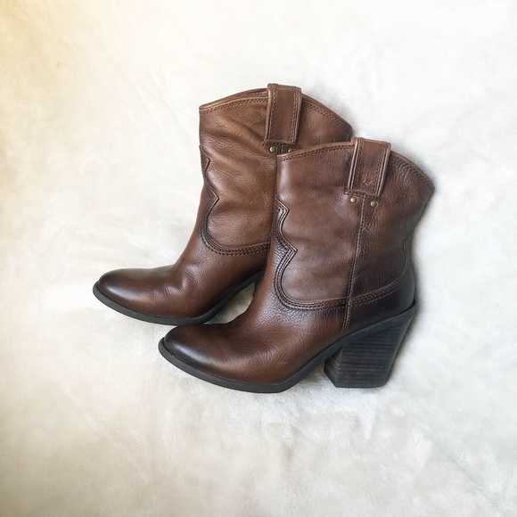 SOLD!! - Picture 2 of 4